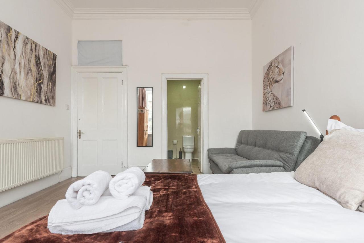Spacious Ensuite Rooms In Edinburgh City Centre - Excellent Location Εξωτερικό φωτογραφία